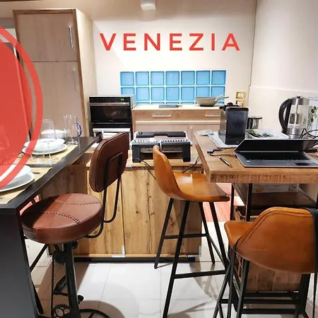 5 Schei De Mona With Gym In Cannaregio